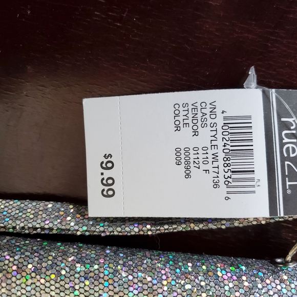 Wallet - Picture 2 of 3